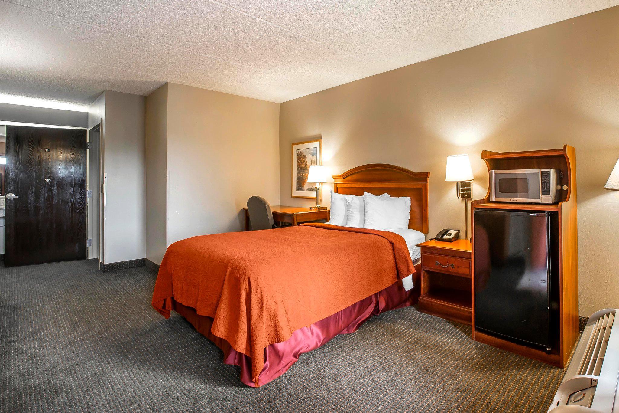 Quality Inn Airport - Southeast Irondale Kültér fotó