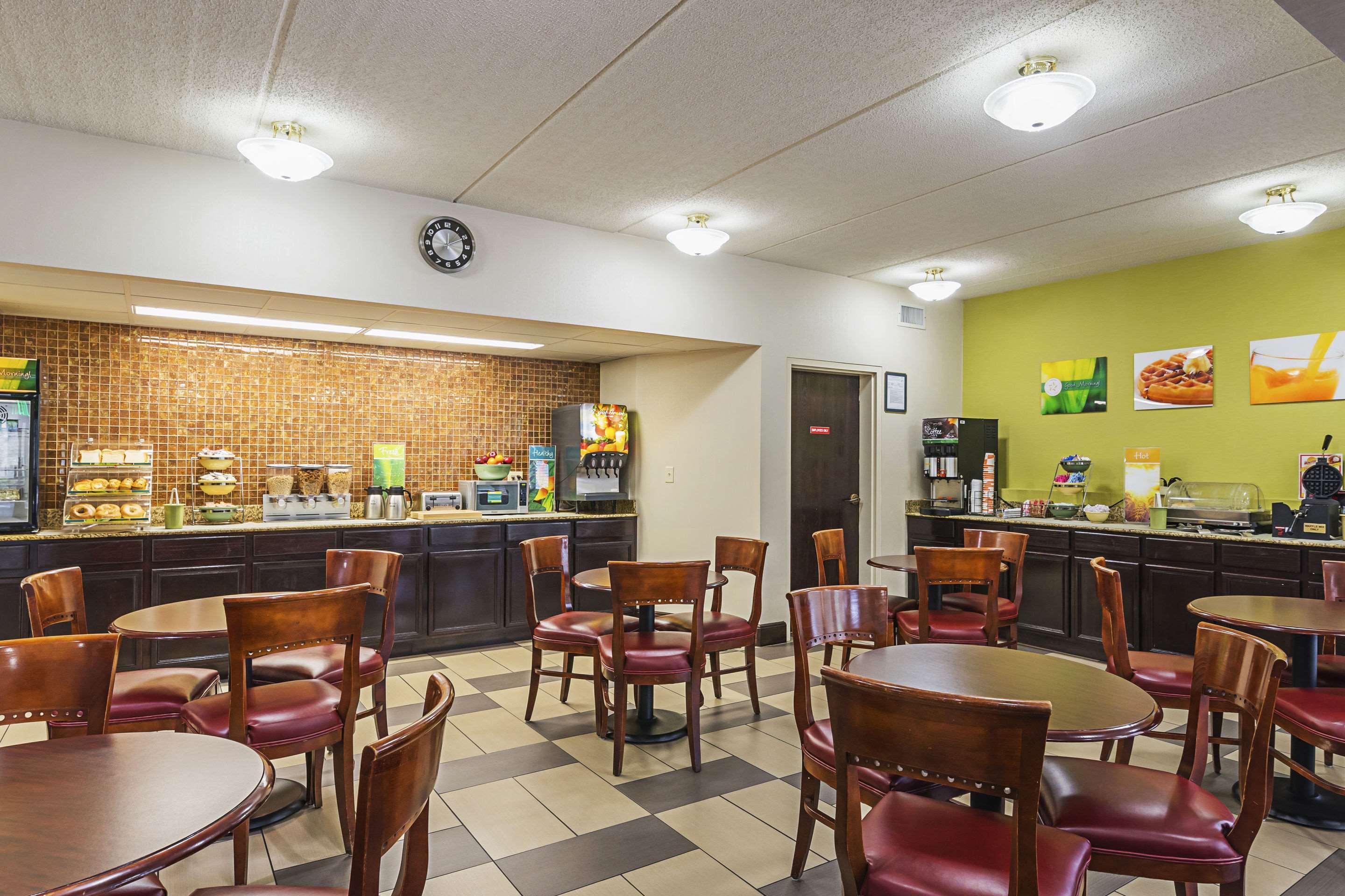 Quality Inn Airport - Southeast Irondale Kültér fotó