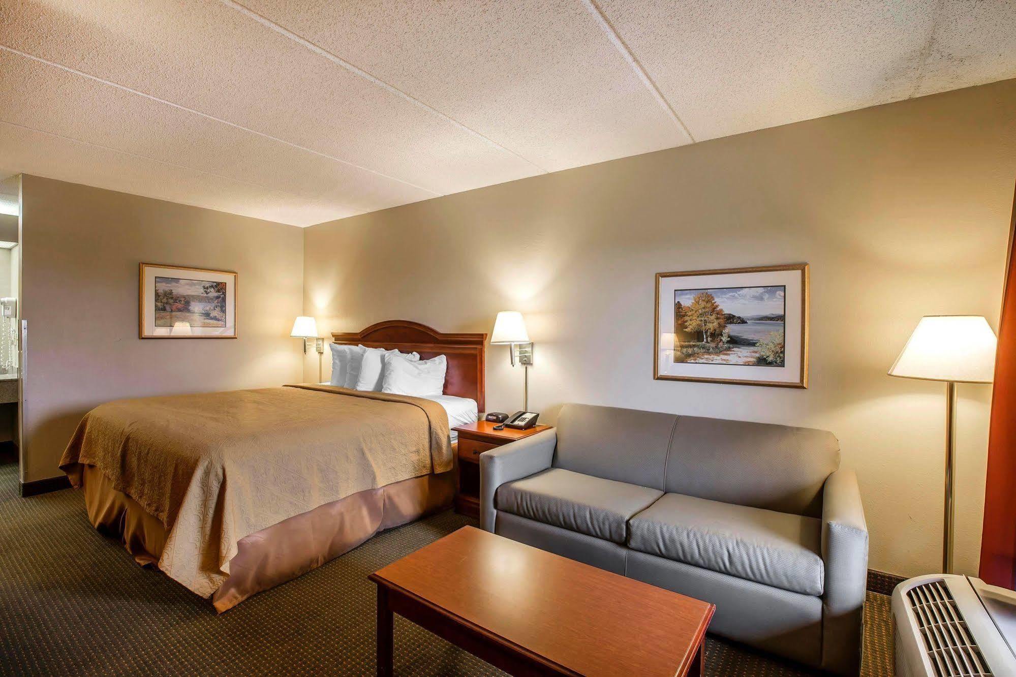 Quality Inn Airport - Southeast Irondale Kültér fotó